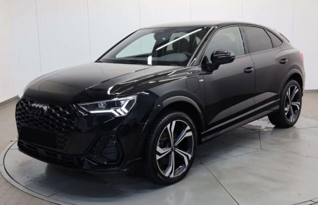 Audi Q3 Sportback 45 Tfsie 245 S-Line Hybride Rechargeable / Camera 360° Sieges Et Coffre Elec Jantes 20