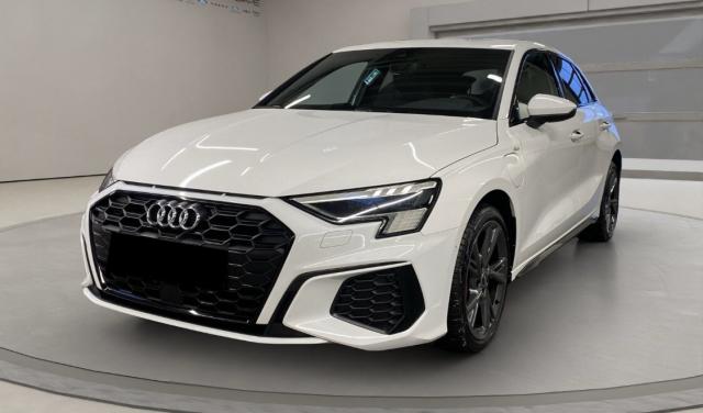 Audi A3 Sportback 45 Tfsie 245 S-Line Hybride Rechargeable / Matrix Led Sieges Elec à Memoire Regulateur De Distance
