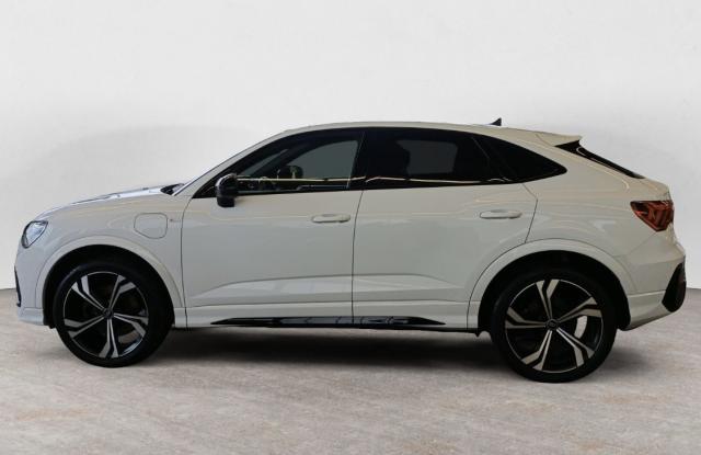 Audi Q3 image 3