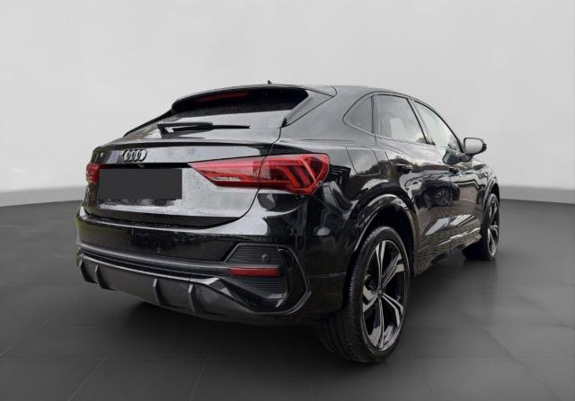 Audi Q3 image 7