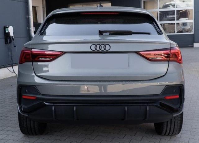 Audi Q3 image 7