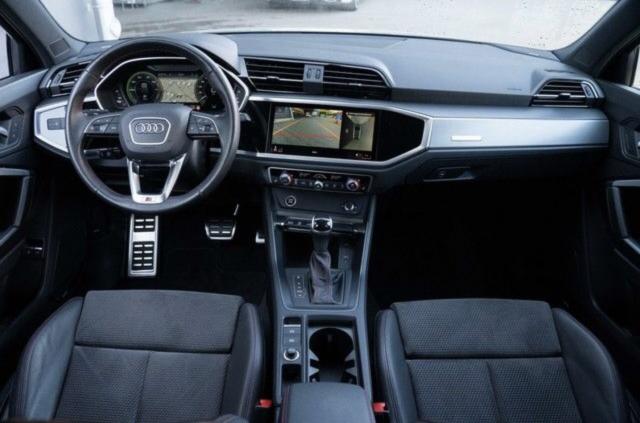 Audi Q3 image 1