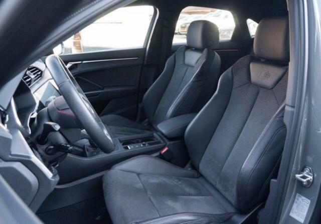 Audi Q3 image 5