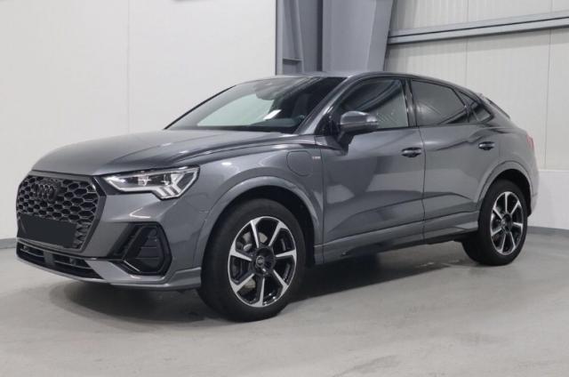 Audi Q3 Sportback 45 Tfsie 245 S-Line Hybride Rechargeable / Caméra De Recul Apple Carplay Android Auto Coffre Elec