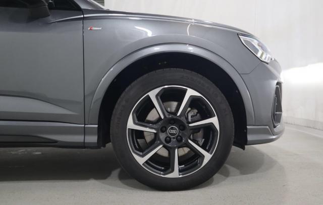 Audi Q3 Sportback image 9
