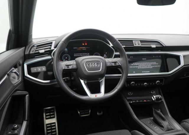 Audi Q3 Sportback image 9
