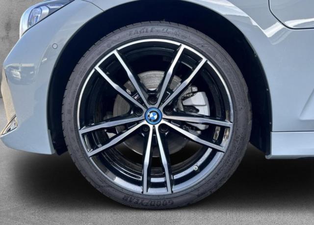 Bmw Série 3 image 3