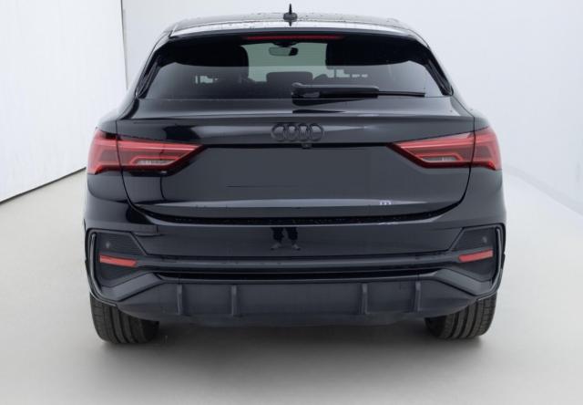 Audi Q3 Sportback image 2