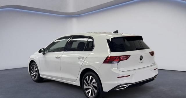 Volkswagen Golf image 3
