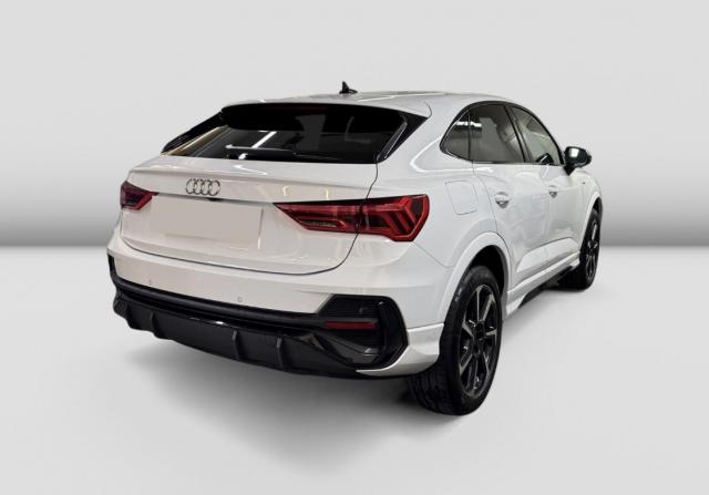 Audi Q3 Sportback image 8
