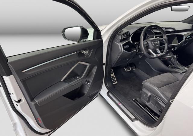 Audi Q3 Sportback image 3