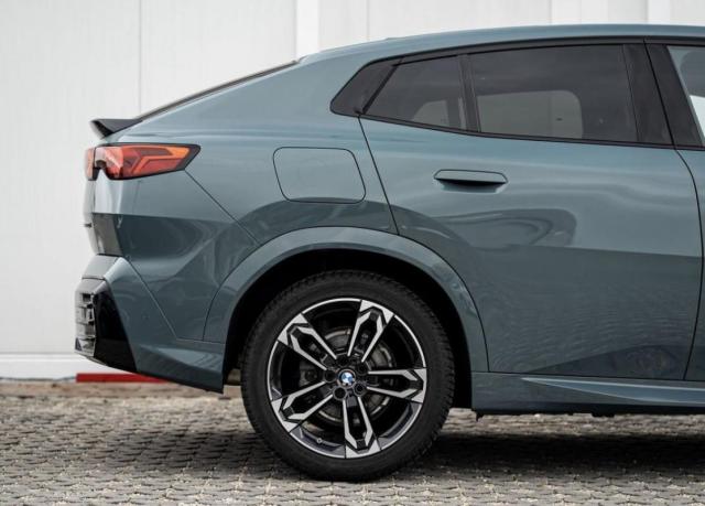 Bmw X2 image 2