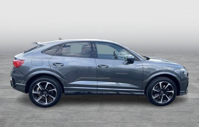 Audi Q3 Sportback image 8