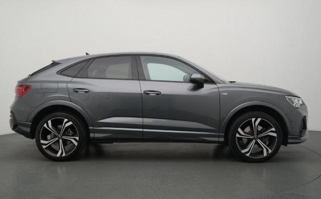 Audi Q3 Sportback image 1