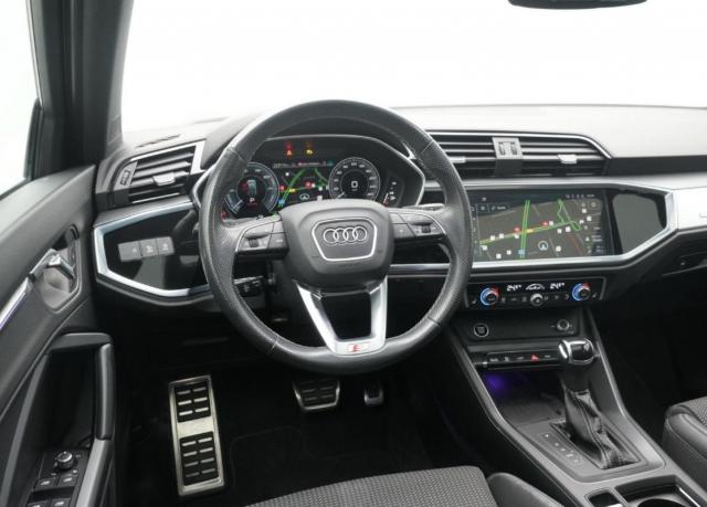Audi Q3 Sportback image 2