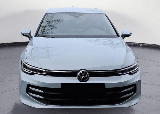 Volkswagen Golf image 4