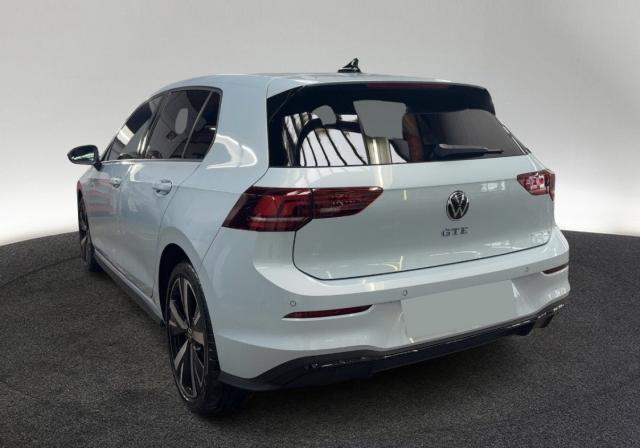 Volkswagen Golf image 7