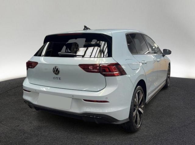 Volkswagen Golf image 4