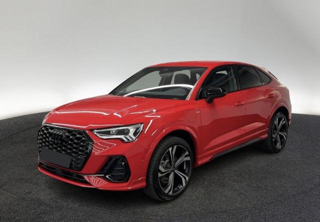 Audi Q3 Sportback 45 Tfsie 245 S-Line Hybride Rechargeable / Camera 360° Sieges Elec à Memoire Jantes 20
