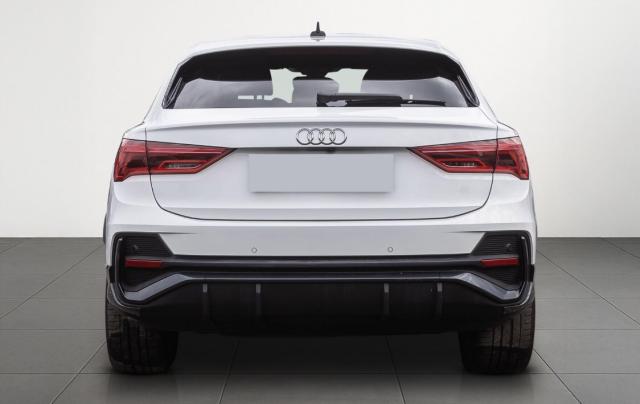Audi Q3 Sportback image 3