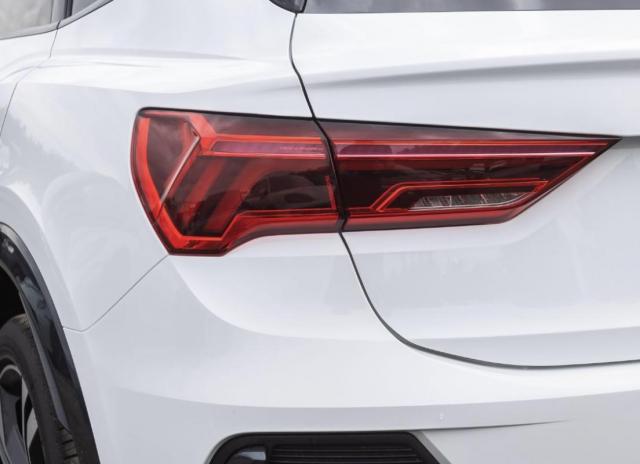 Audi Q3 Sportback image 1