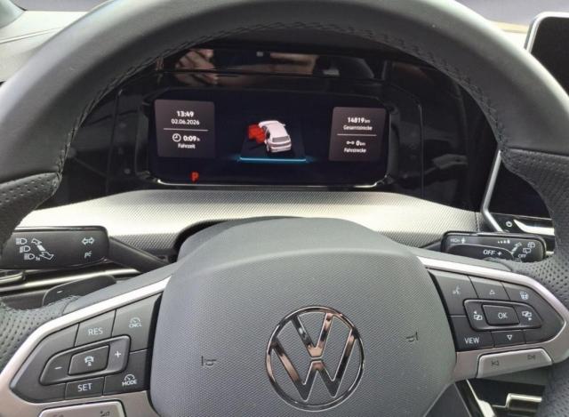 Volkswagen Golf image 5