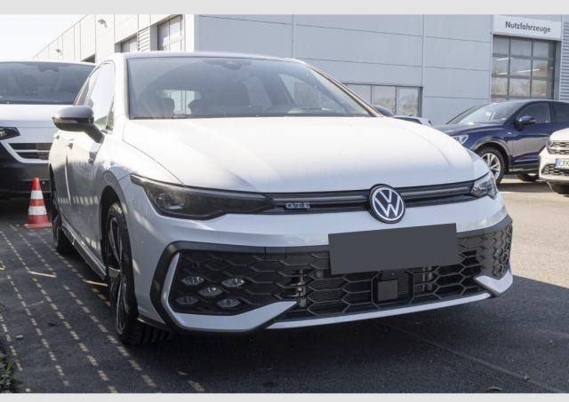 Volkswagen Golf image 7