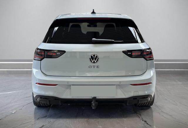 Volkswagen Golf image 2