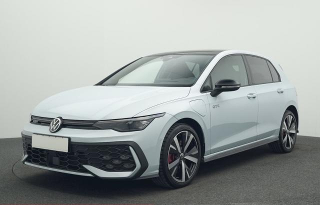 Volkswagen Golf Gte Black Style 272 (20kw) Hybride Rechargeable / Toit Ouvrant Attache Remorque Affichage Tete Haute