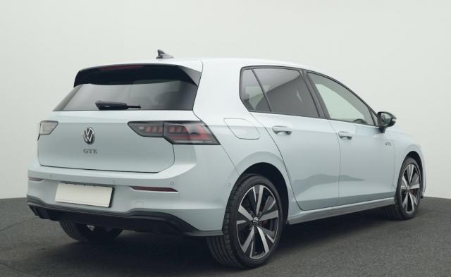 Volkswagen Golf image 1
