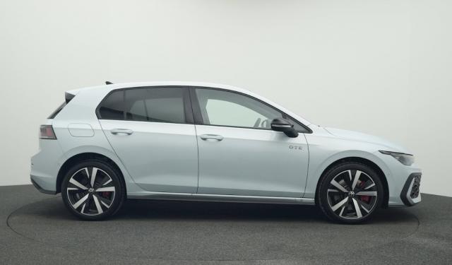 Volkswagen Golf image 3