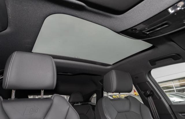 Audi Q3 image 2