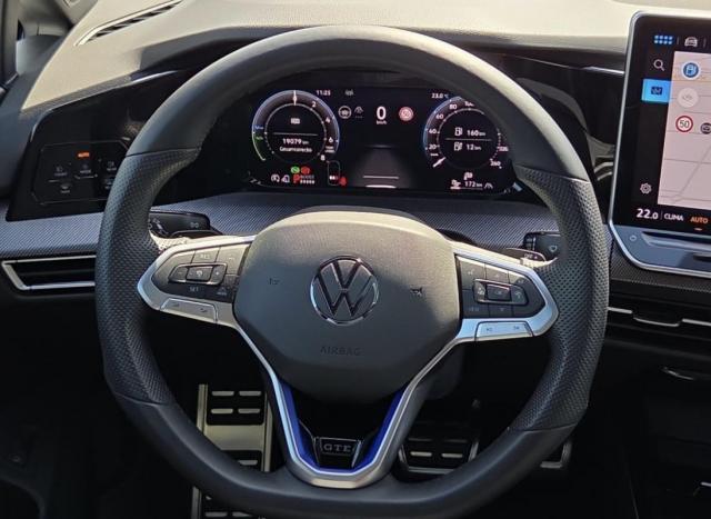 Volkswagen Golf image 7