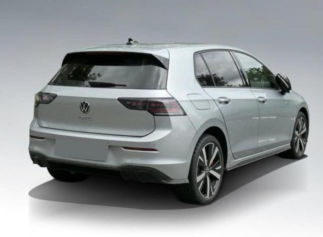 Volkswagen Golf image 5