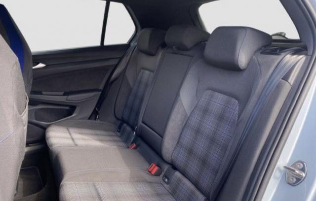 Volkswagen Golf image 6