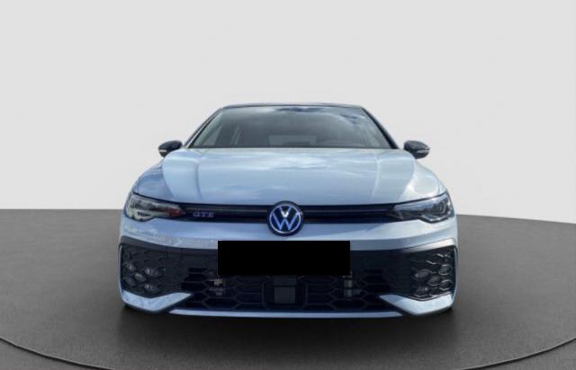 Volkswagen Golf image 3