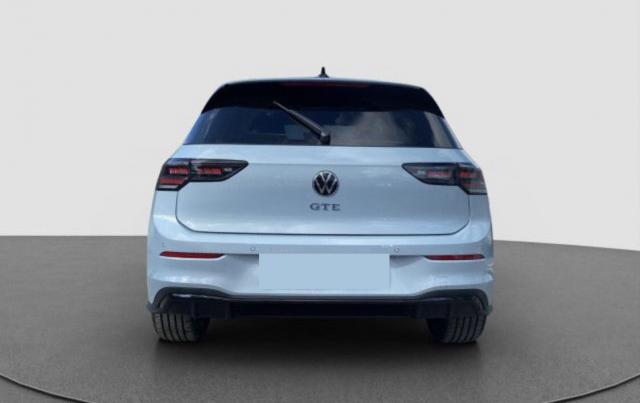 Volkswagen Golf image 4