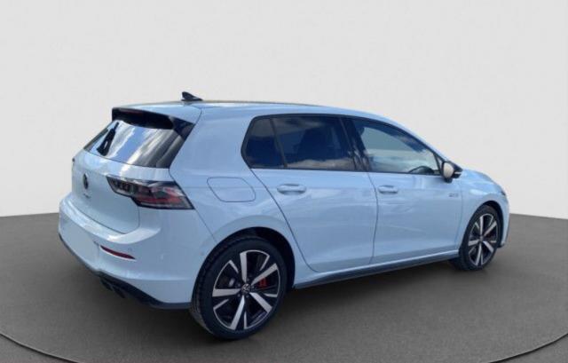 Volkswagen Golf image 5