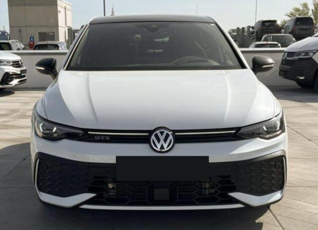 Volkswagen Golf image 4