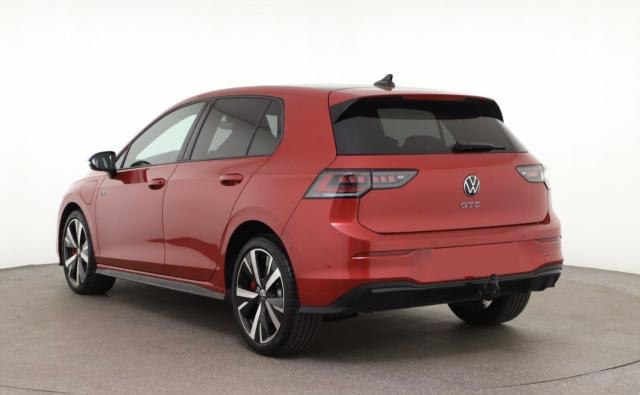 Volkswagen Golf image 9