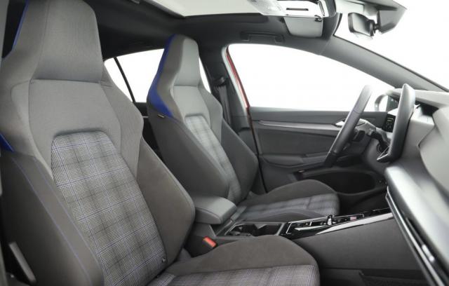 Volkswagen Golf image 4