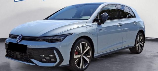 Volkswagen Golf Gte 272 Hybride Rechargeable / Toit Noir Iq Light Matrix Attache Remorqie