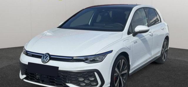 Volkswagen Golf image 6