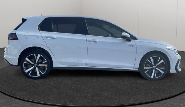 Volkswagen Golf image 4