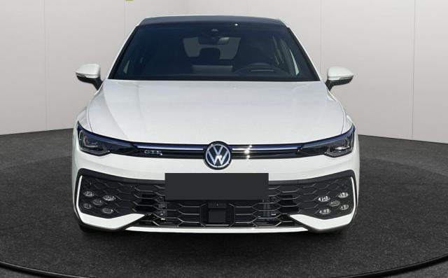 Volkswagen Golf image 7