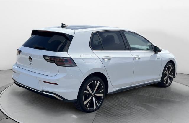 Volkswagen Golf image 5