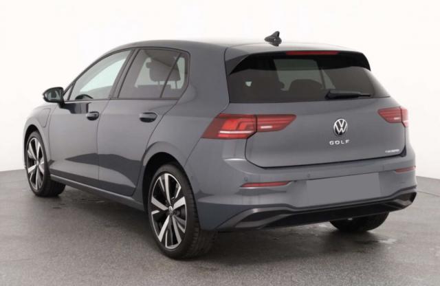 Volkswagen Golf image 8