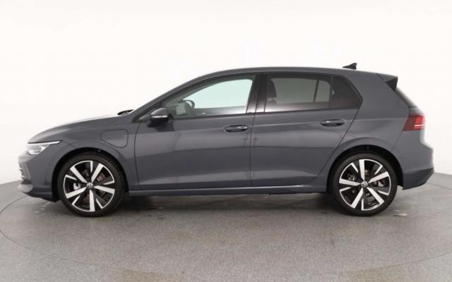 Volkswagen Golf image 6