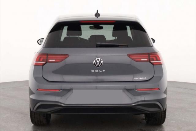 Volkswagen Golf image 3