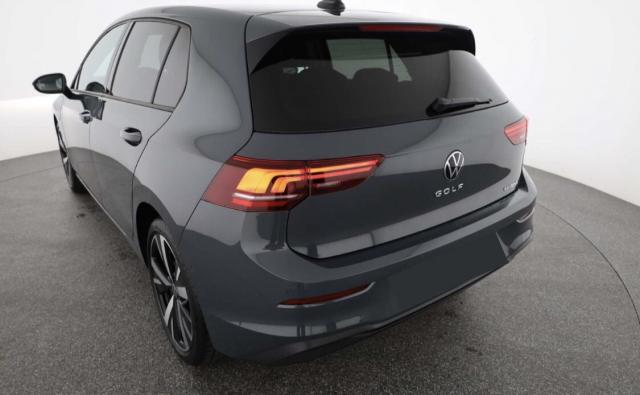 Volkswagen Golf image 1